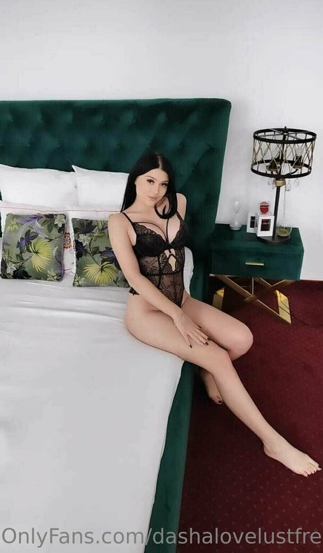 carladazefree best model pics