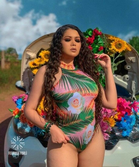 Luma Couttinho hd actress images
