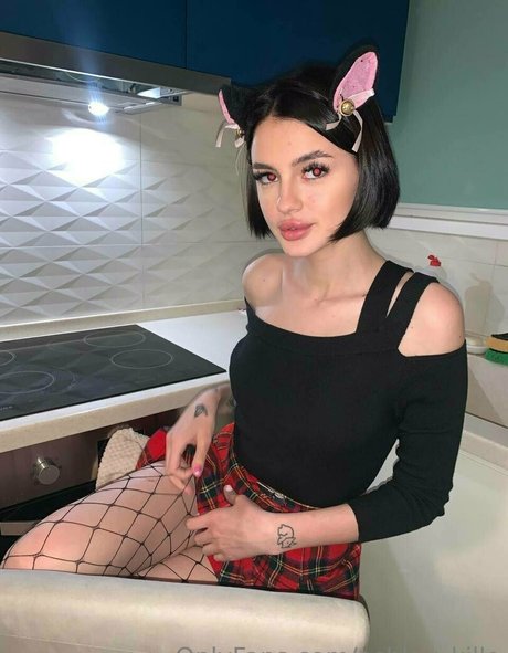 ashley killo model sexy pics