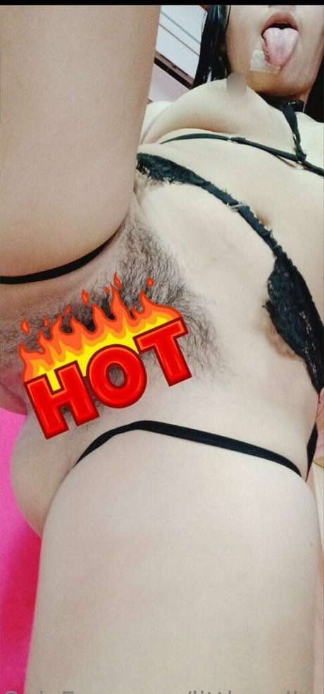 littleredheadi model high quality img