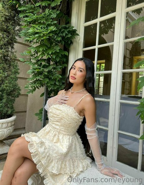 eyoung sex pornstar pic