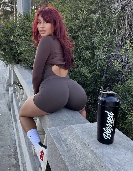 Jazmin Gonzalez star top photo