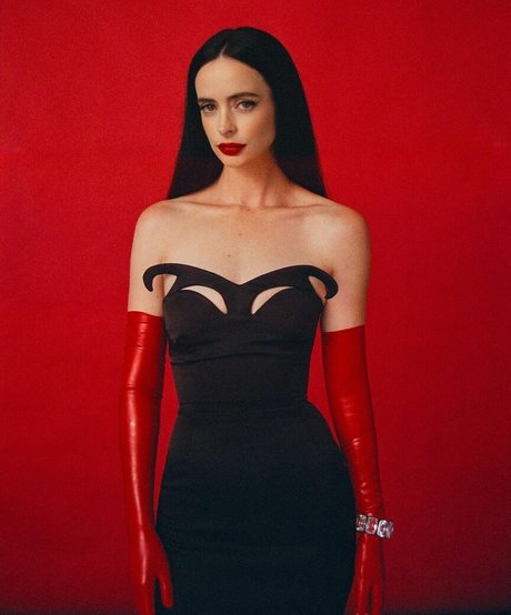 Krysten Ritter perfect pornstar img