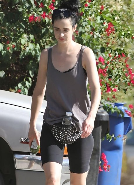 Krysten Ritter hot actress archive
