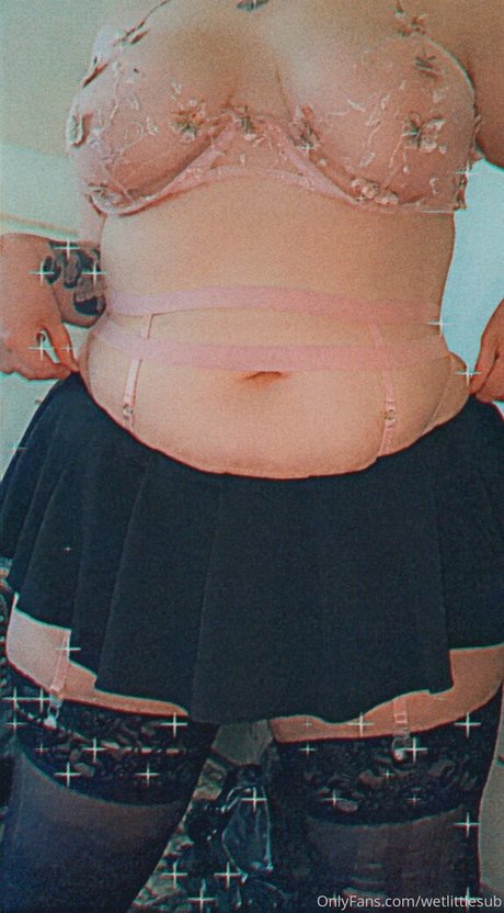 wetlittlesub art star image