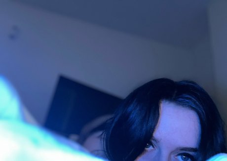 xalicee exclusive actress image