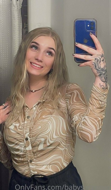 babysaraxoxo top profile image