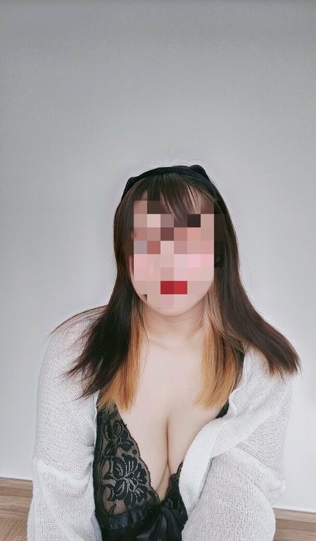 himydaddy naked model image