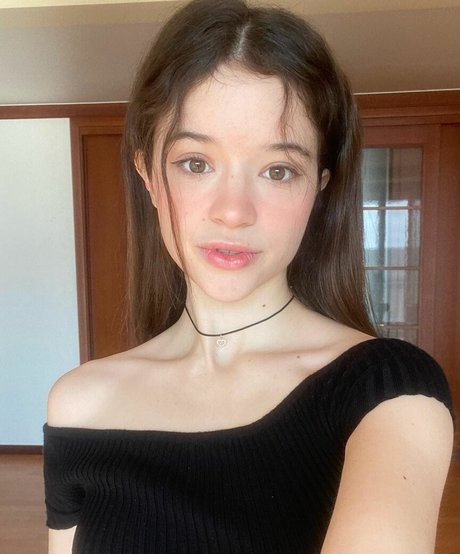 A Bit Rebecca star free archive