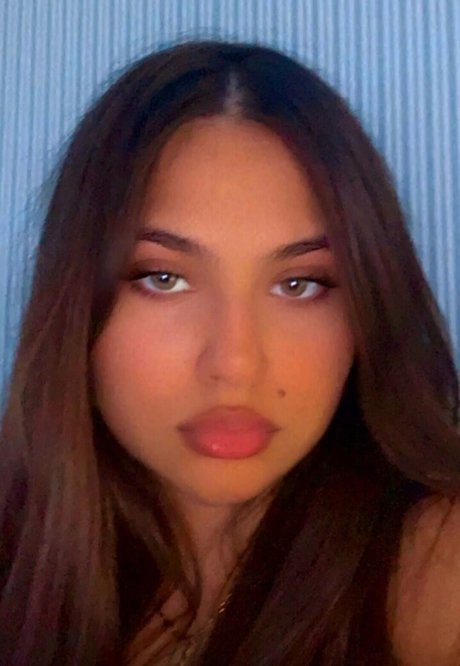 Sah Santtos sexy model archive