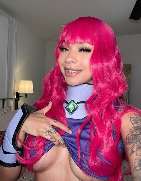 Hannahmarieroyal xxx model img