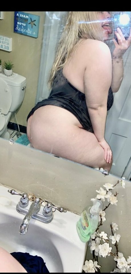 dddstaciie nudes model images