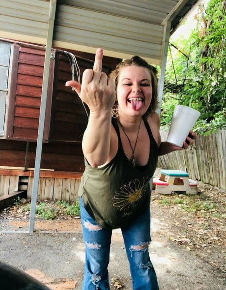 famous girls onlyfans hot nude photo
