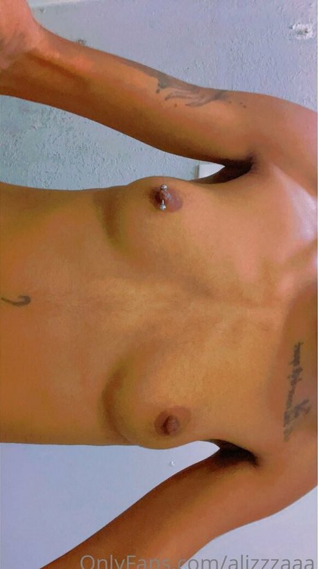 prettyfaceslimm adult model image