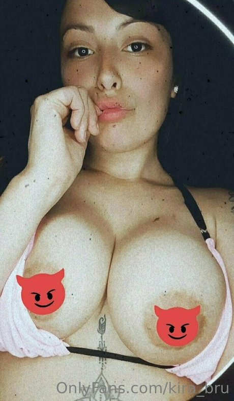 kira brunette1 pornstar sex images