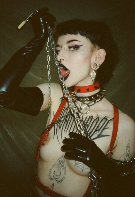 LittleDemonWitch model beautiful archive