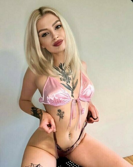 anna liana model gallery