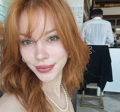 Aysennyuksel star pornographic image