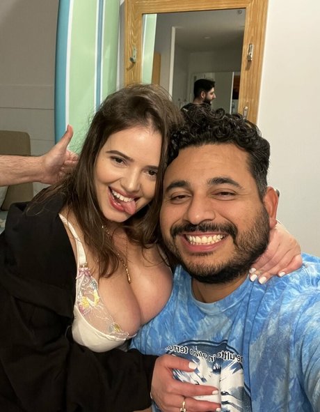 curvy cougar onlyfans hd gallery