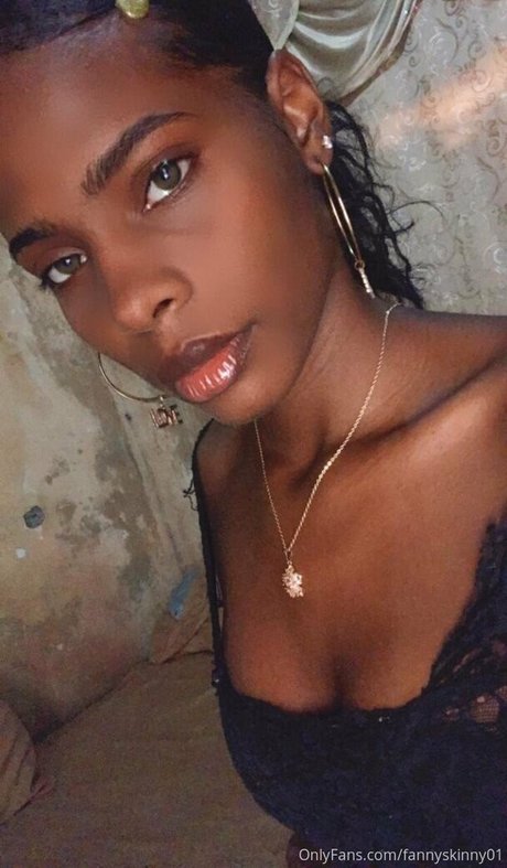fannyskinny01 model art pic