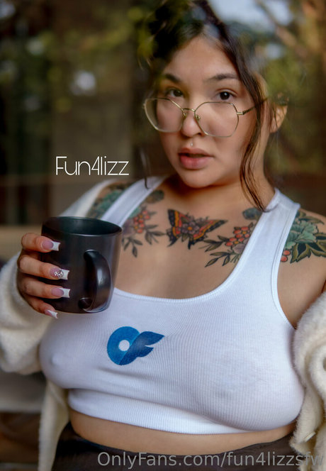 fun4lizzsfw pornstar perfect photos