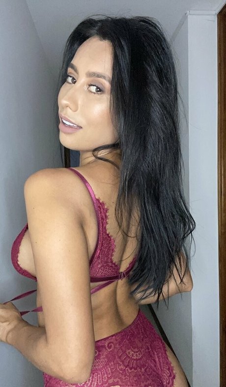 florabellafree model erotic image