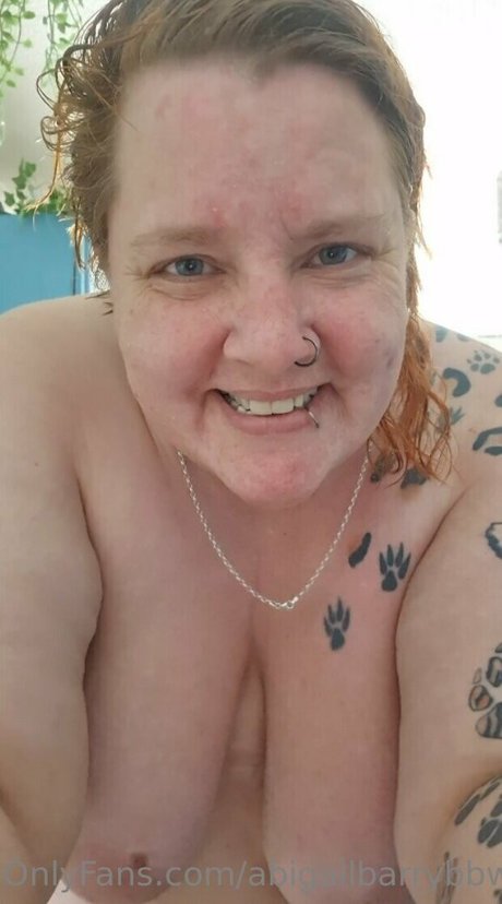 abigailbarrybbw model photos