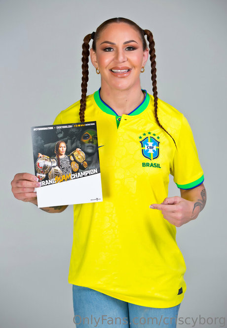 criscyborg perfect actress photo