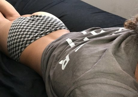 madamvyper beautiful pornstar photo