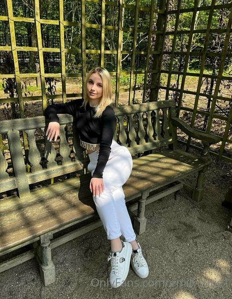 emilycutie1 hd star pictures
