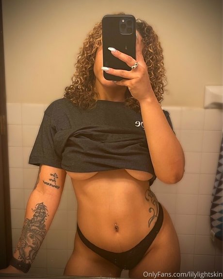 lilylightskin pornographic actress photo
