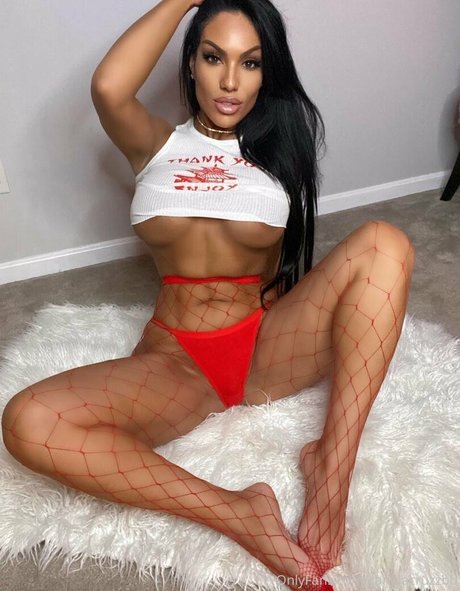camilacruzzbb model beautiful pics