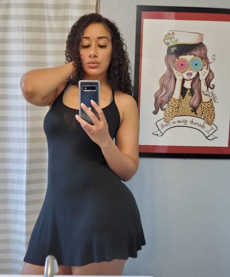 Cleocakes model porn image