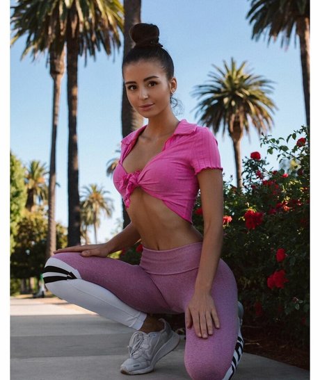 Coco Nadia model adult img