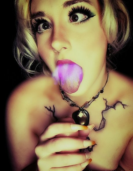 dizzydolliefree model nudes photo