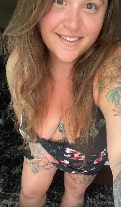 HandfulHeather free pornstar pics