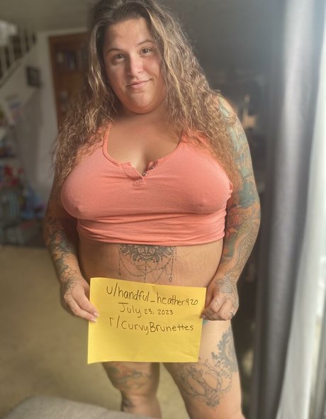 HandfulHeather pornstar sex gallery