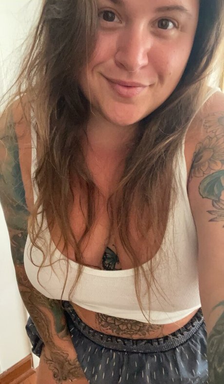 HandfulHeather pornographic model gallery