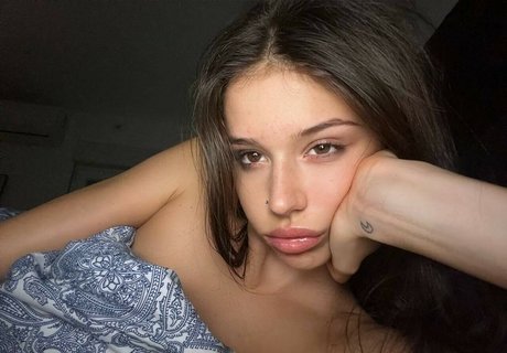 Samantha Frison xxx model image