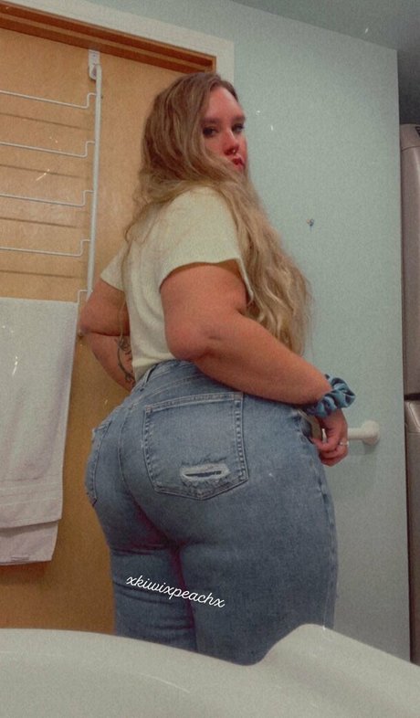 xkiwixpeachx adult actress pics