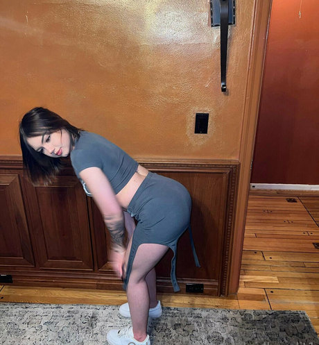 monicamoore69 model nude images