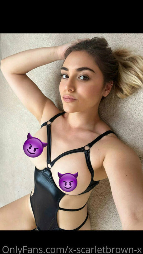 x scarletbrown x sex star photo
