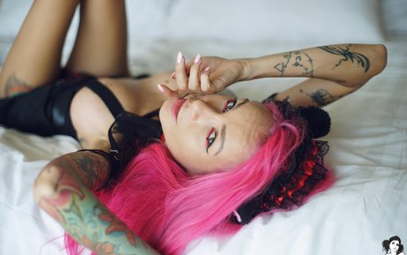 iamdollhead pornstar hd image
