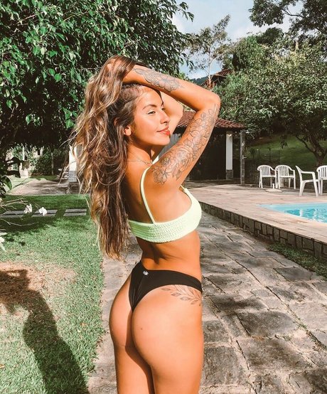 Beatriz Assis star xxx archive