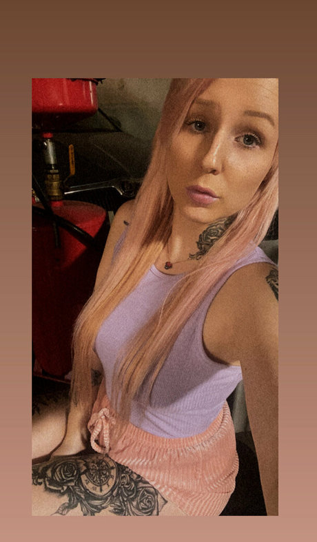 katrina kutiku pornstar exclusive image