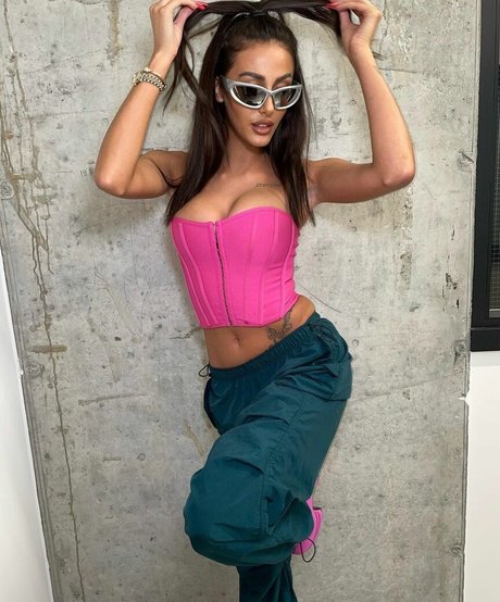 Chloe Veitch sex actress pic