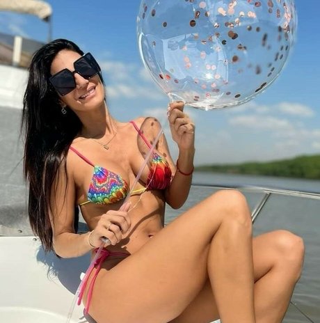 Silvina Escudero star exclusive photos