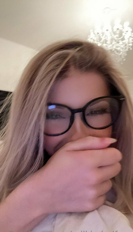 milkimindfree pornstar beautiful pic