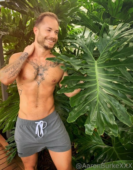 aaronburkexxx hot model photos