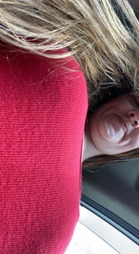 peachvanilla model porn image